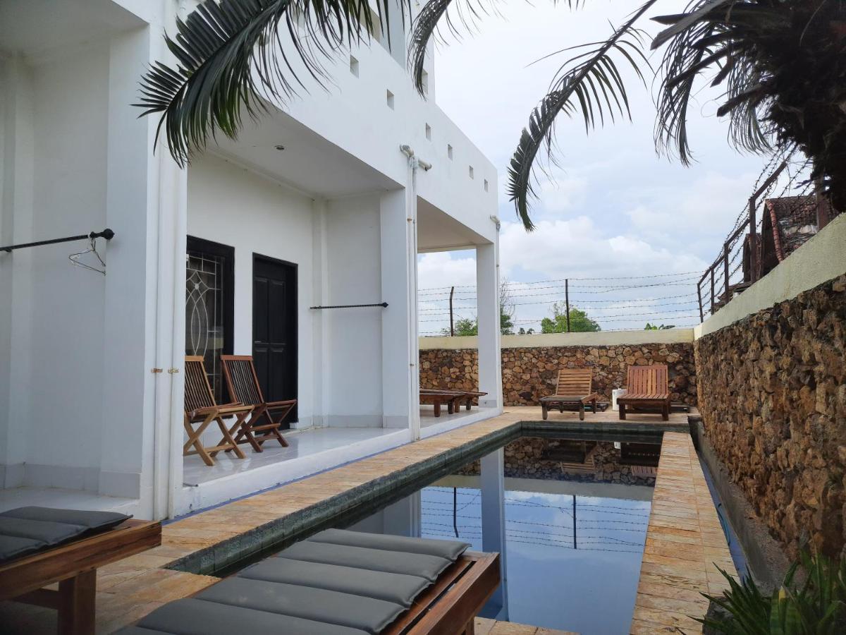 Spear Villa Bumbang Buitenkant foto